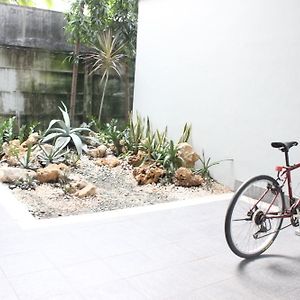 Hotel Tilamas Juanda